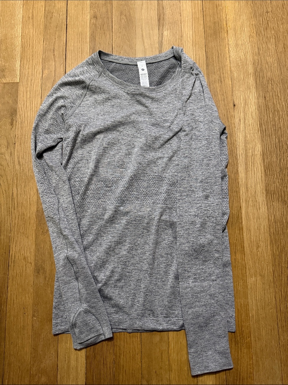 Lululemon Lightweight Gray Long-Sleeve Crewneck Shirt